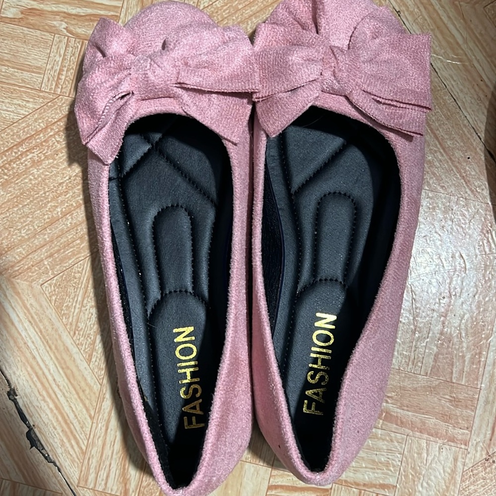 Pink flats with bows